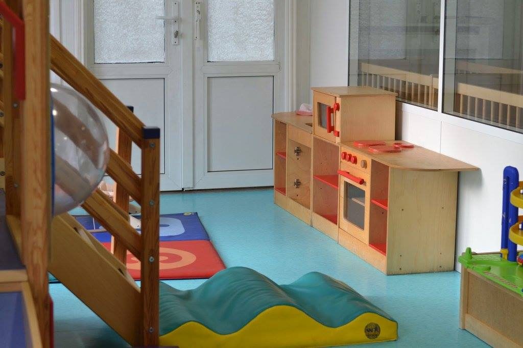 photo jeux bois creche